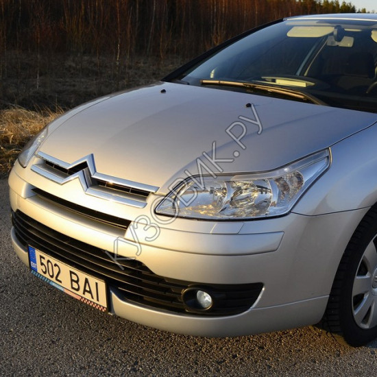 Бампер передний в цвет кузова Citroen C4 1 (2004-2008)