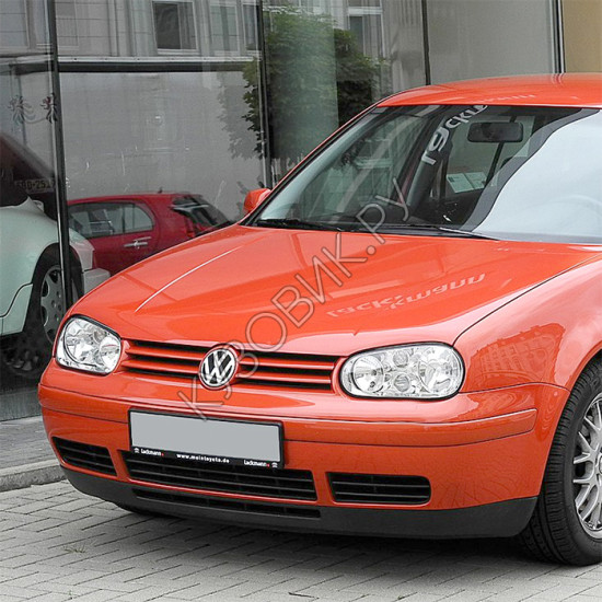 Бампер передний в цвет кузова Volkswagen Golf 4 (1997-2003) Бампер передний в цвет кузова Volkswagen Golf 4 (1997-2003)